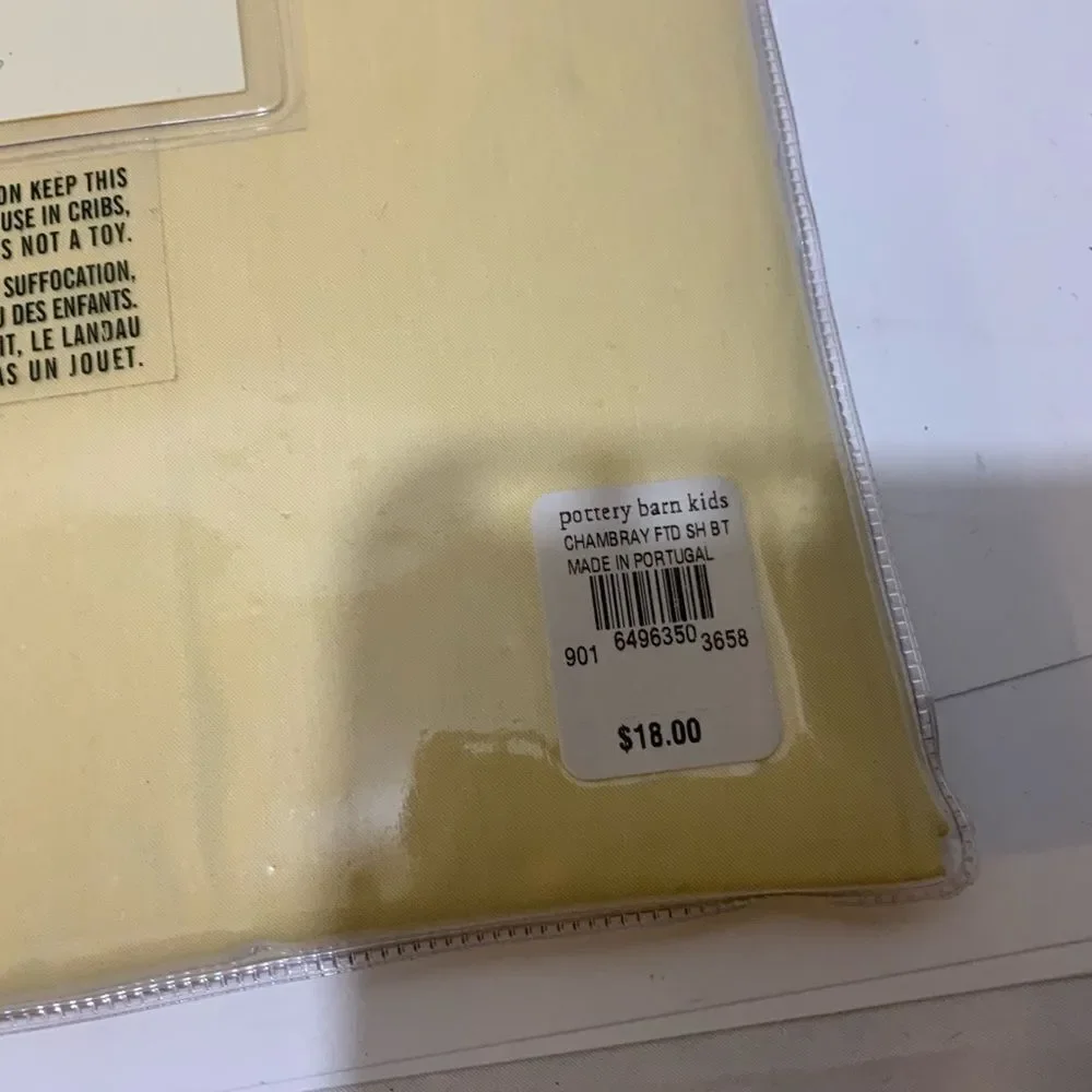 Pottery Barn Kids Chambray Crib Sheet  New